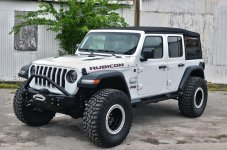 ROAM - JL Front Bumper and Side Armor Steps 004.jpg